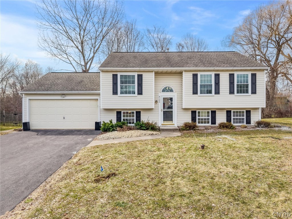 8196 Rizzo Drive Clay, NY 13041 - Photo 4 of 48