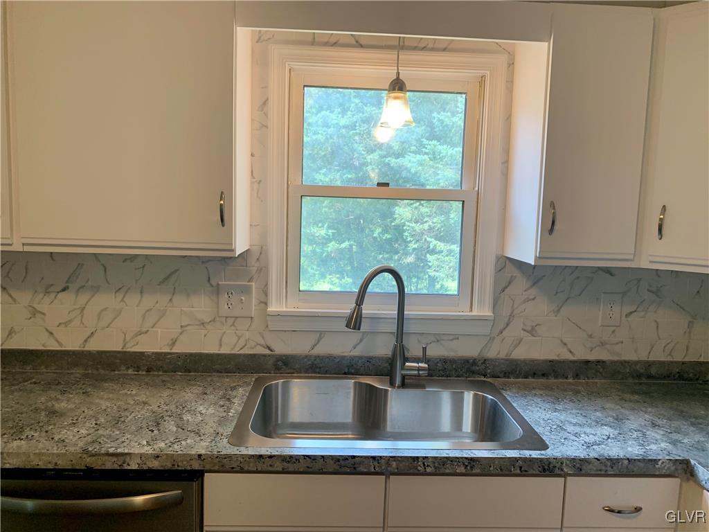 165 Berger Road Easton, PA 18042 - Photo 13 of 27 Gallery Image 13