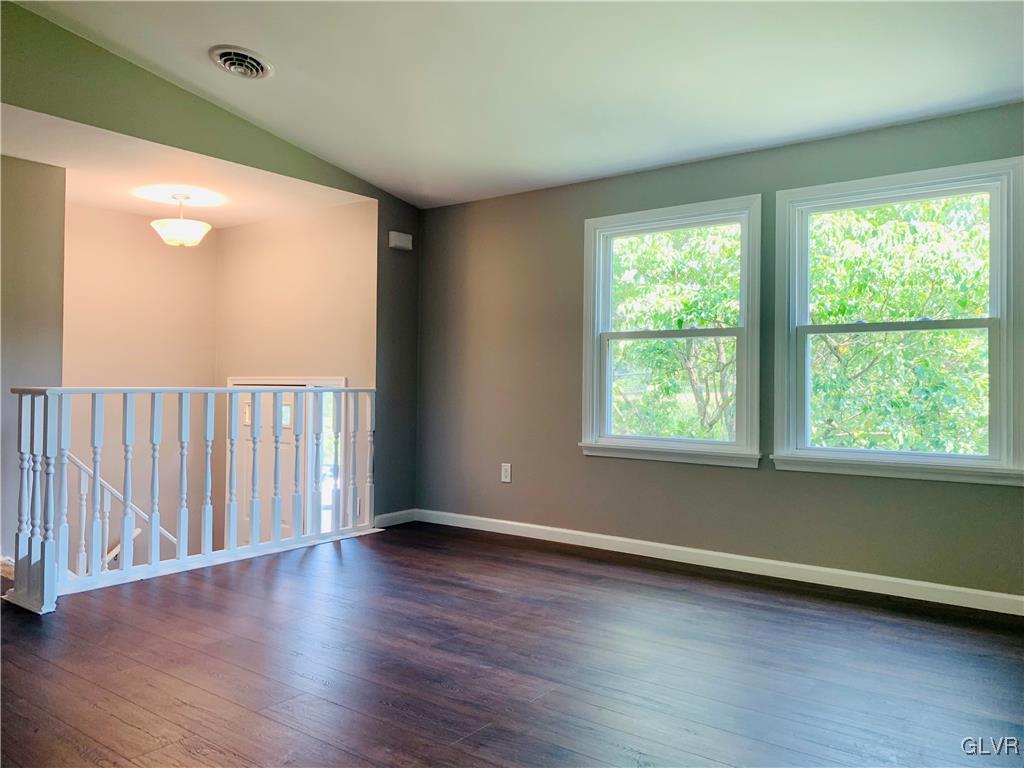 165 Berger Road Easton, PA 18042 - Photo 6 of 27 Gallery Image 6