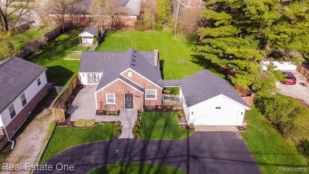 1433 Courtland Boulevard Rochester Hills, MI 48307 - Photo 33 of 35
