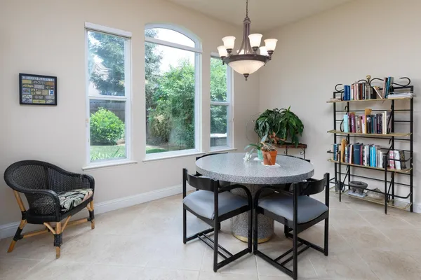 $633,888 | 1827 North Joshua Avenue, Clovis, CA 93619