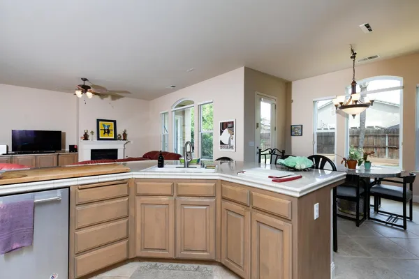 $633,888 | 1827 North Joshua Avenue, Clovis, CA 93619