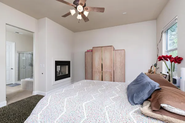 $633,888 | 1827 North Joshua Avenue, Clovis, CA 93619