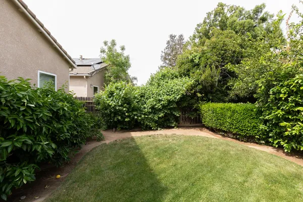 $633,888 | 1827 North Joshua Avenue, Clovis, CA 93619