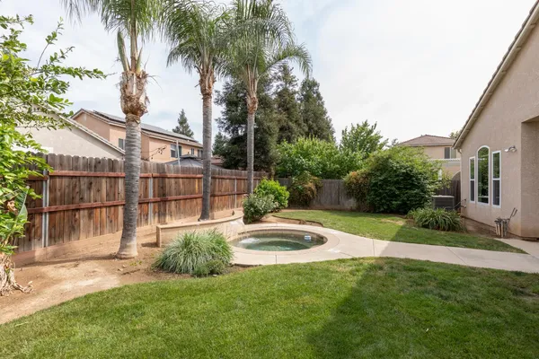 $633,888 | 1827 North Joshua Avenue, Clovis, CA 93619