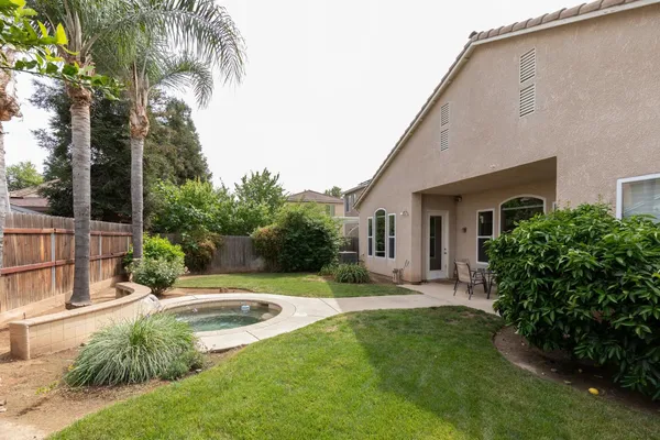 $633,888 | 1827 North Joshua Avenue, Clovis, CA 93619