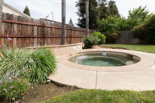 $633,888 | 1827 North Joshua Avenue, Clovis, CA 93619