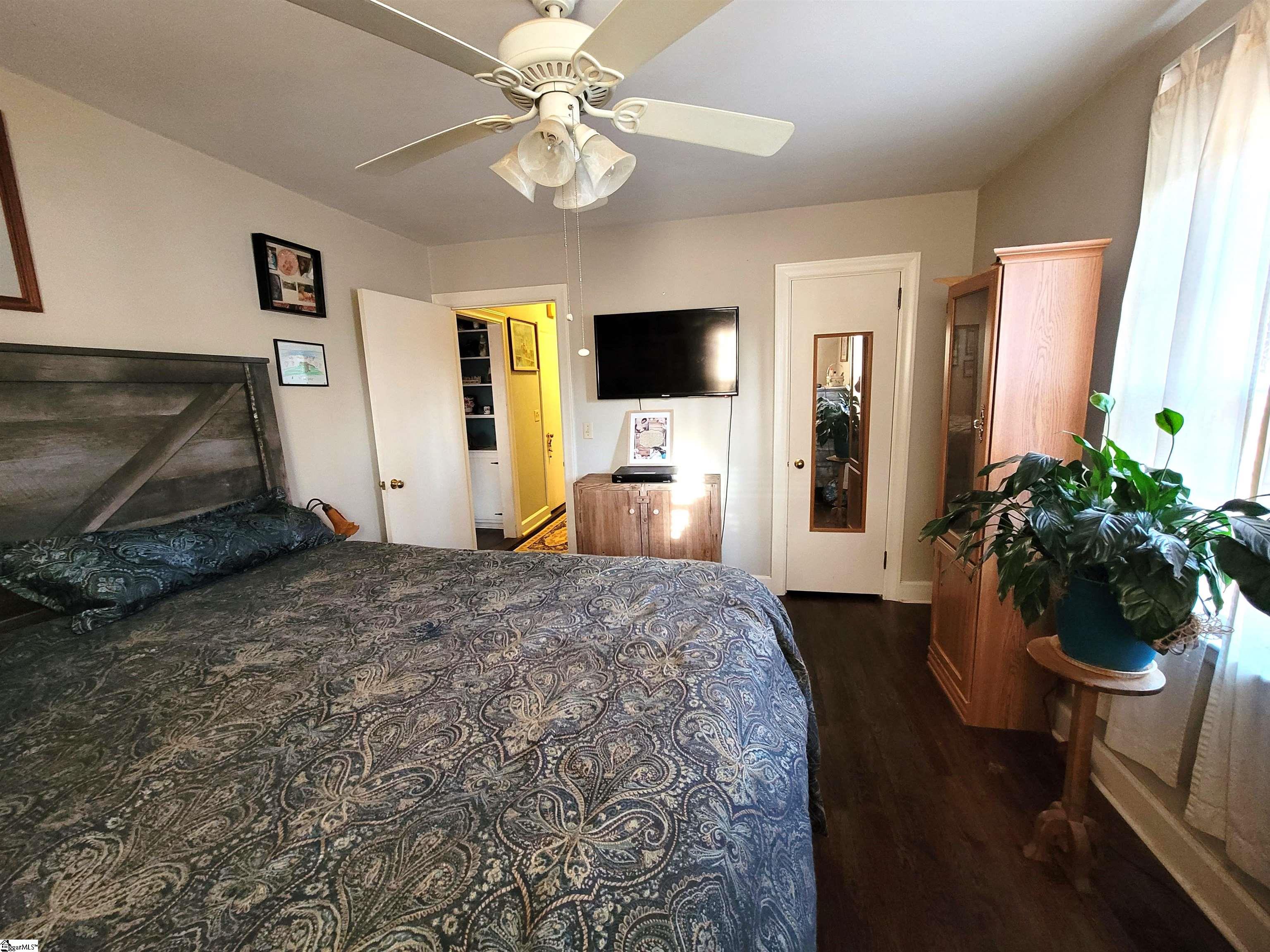 523 Pink Dill Mill Road Greer, SC 29651 - Photo 8 of 36