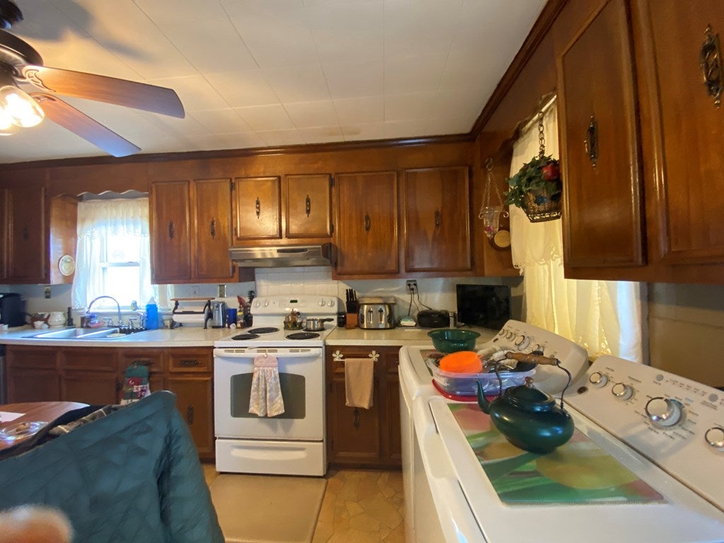 2326 Brunswick Road Blackstone, VA 23824 - Photo 29 of 41 Gallery Image 29