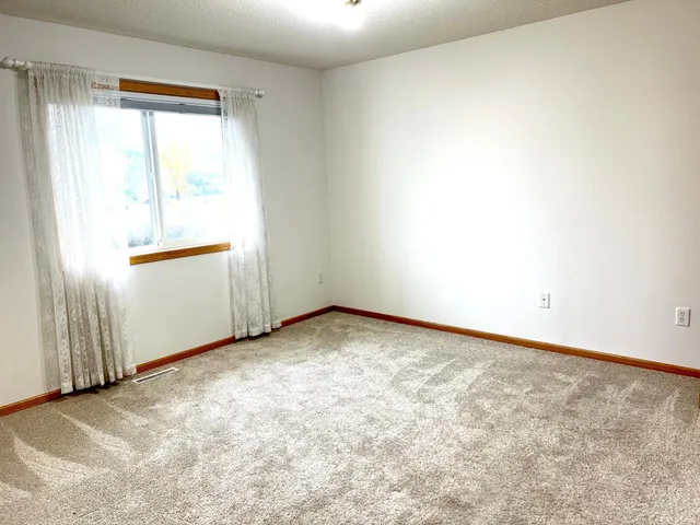 $344,900 | 6659 Lipizzan Trail North, Forest Lake, MN 55025