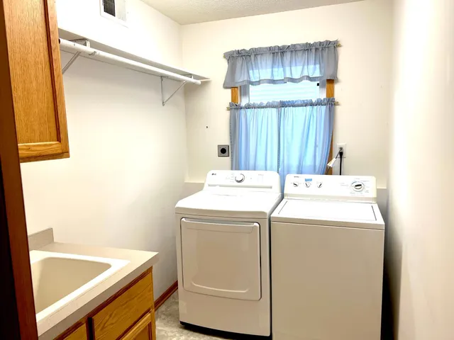 $344,900 | 6659 Lipizzan Trail North, Forest Lake, MN 55025