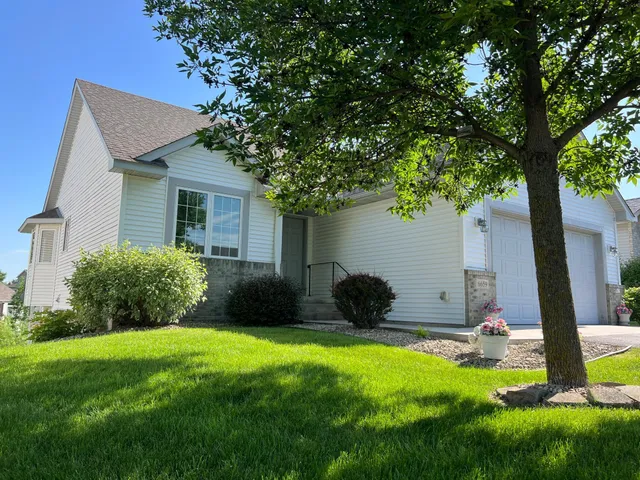 $344,900 | 6659 Lipizzan Trail North, Forest Lake, MN 55025