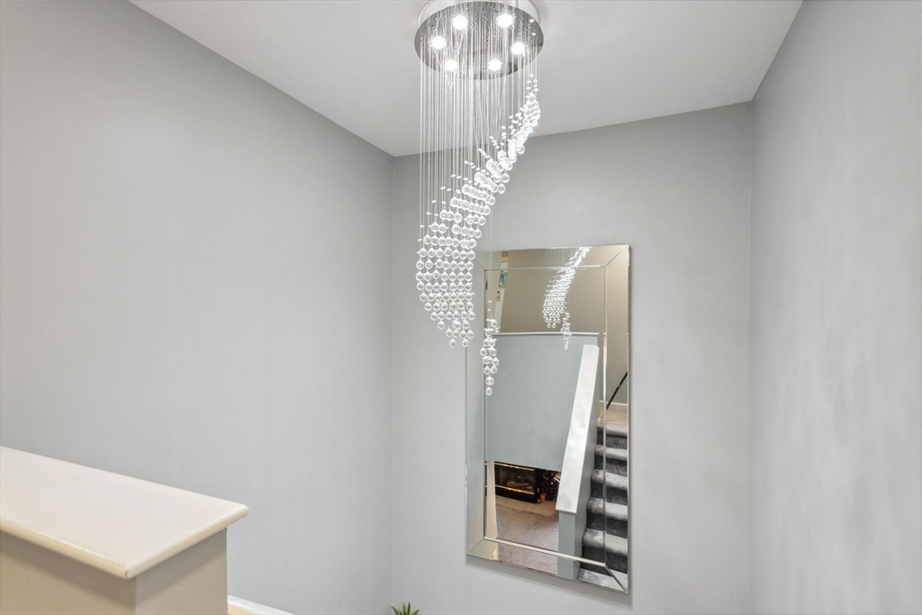 707 Gazebo Circle, Unit 707 Reading, MA 01867 - Photo 13 of 41