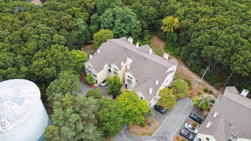 707 Gazebo Circle, Unit 707 Reading, MA 01867 - Photo 32 of 41 an aerial view of a house