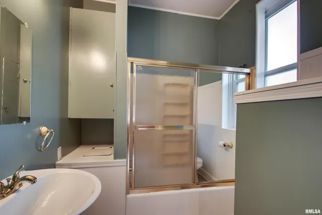 $238,000 | 1512 Spring Street, Quincy, IL 62301