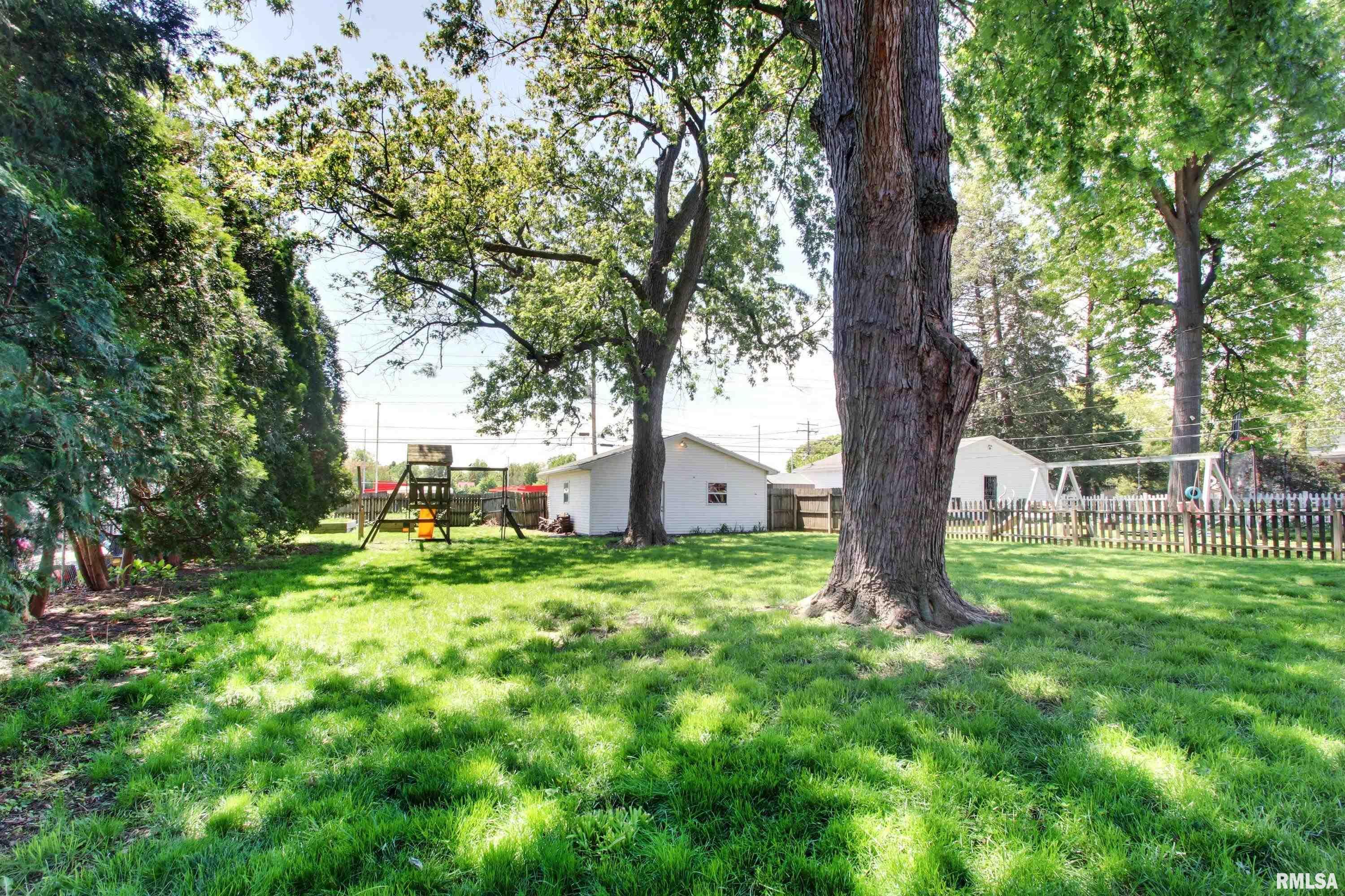 1512 Spring Street Quincy, IL 62301 - Photo 29 of 32