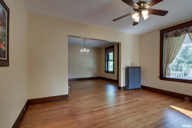 $238,000 | 1512 Spring Street, Quincy, IL 62301