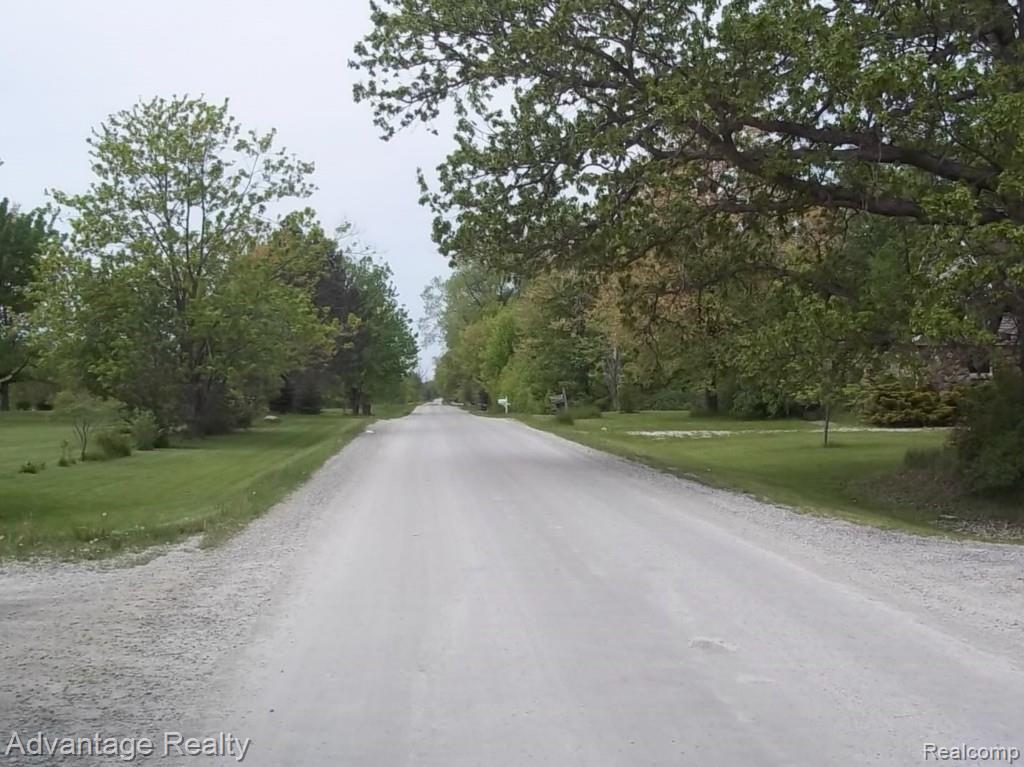 5115 Springborn Road East China, MI 48054 - Photo 29 of 43 100_2921.jpg