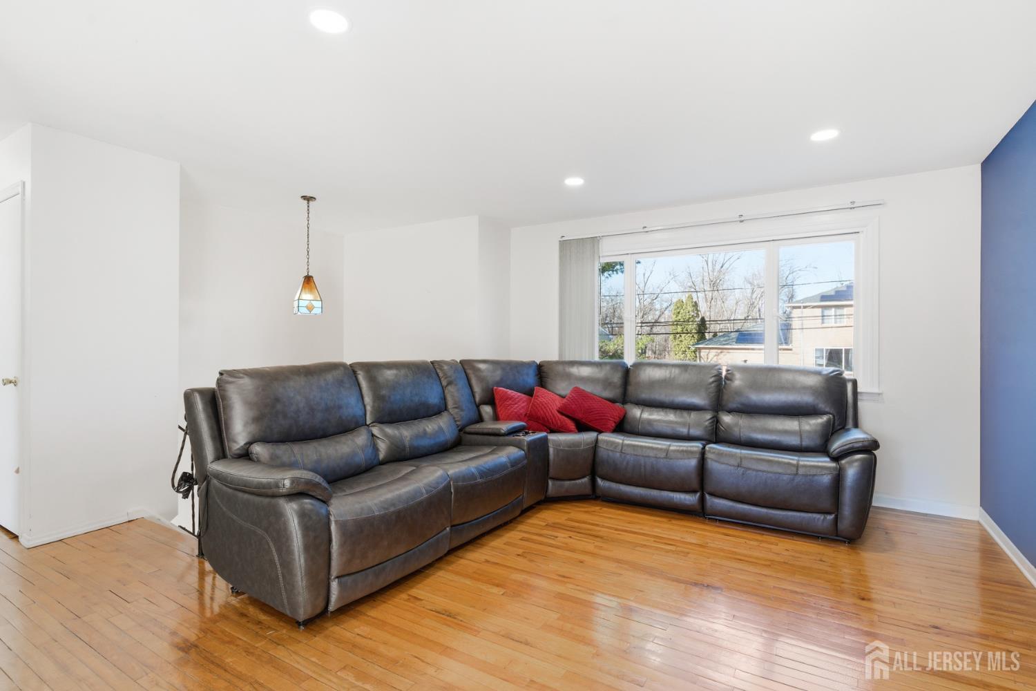160 Stratton Street South Piscataway, NJ 08854 - Photo 26 of 31