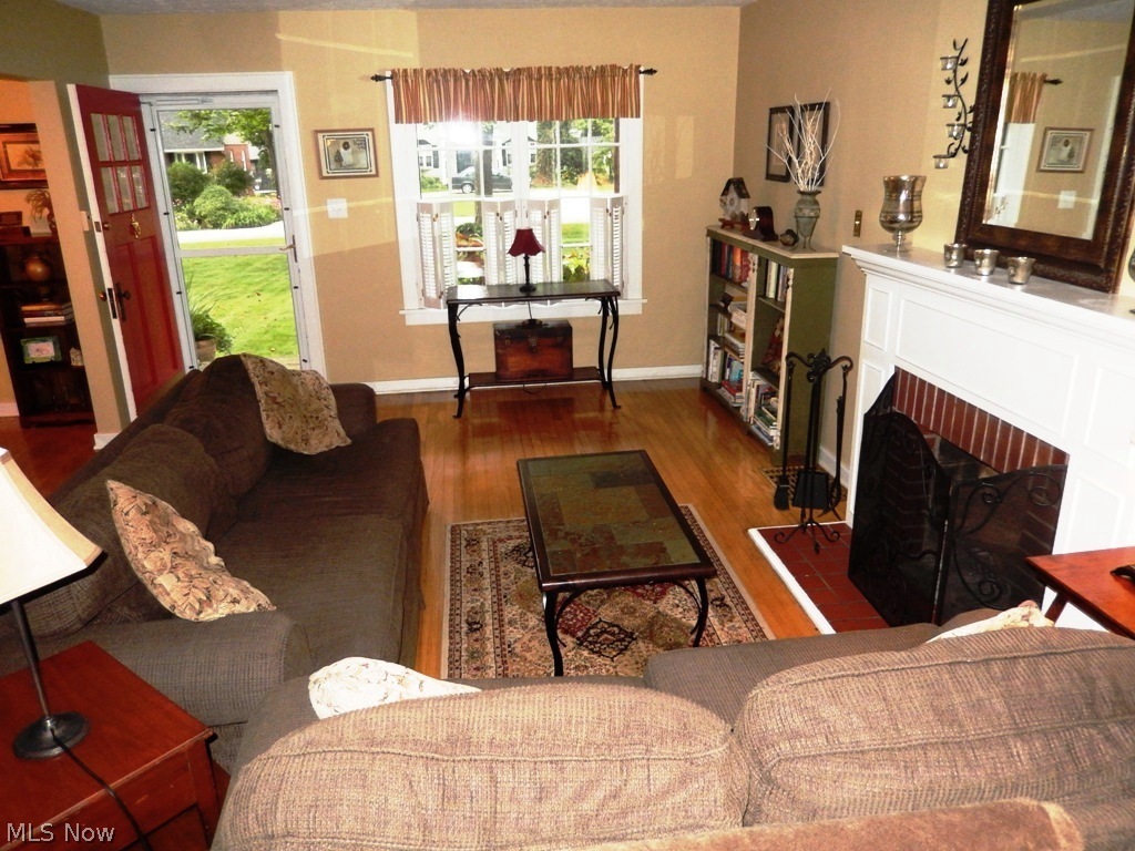 2920 Lee Road Silver Lake, OH 44224 - Photo 4 of 25