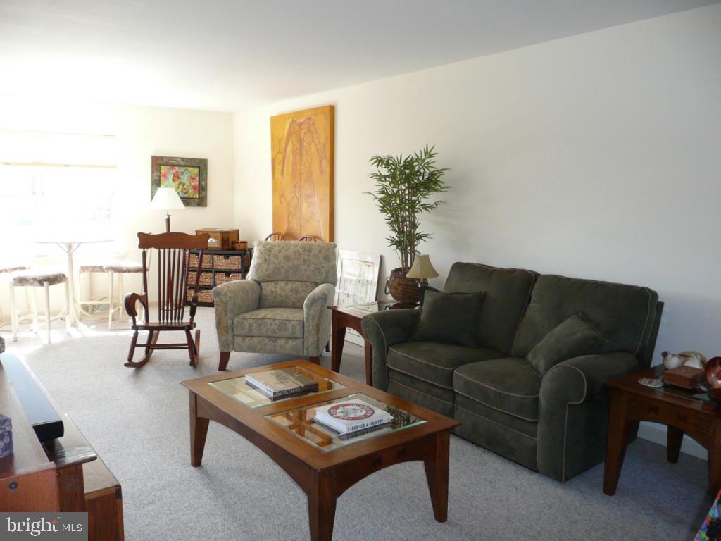 17 Duffield Drive Lititz, PA 17543 - Photo 7 of 25