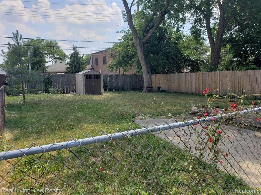 2646 Kenmore Road Berkley, MI 48072 - Photo 19 of 19