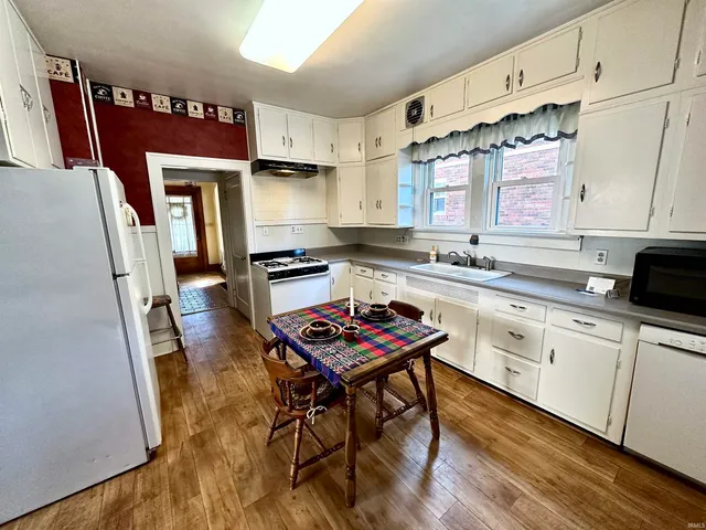 $204,900 | 3820 Arlington Avenue, Fort Wayne, IN 46807