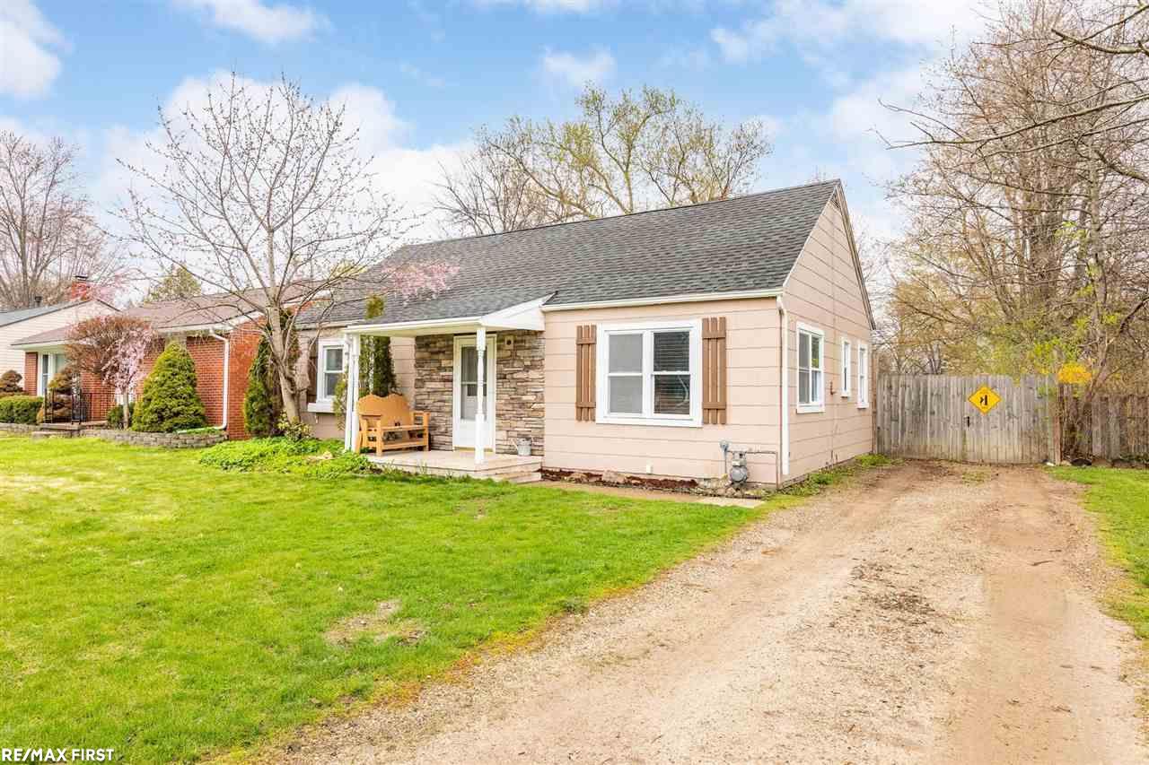 297 Ewell Street Romeo, MI 48065 - Photo 1 of 18 50072836.JPG