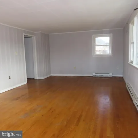 $1,300 | 11601 Buchanan Trail East, Unit B, Waynesboro, PA 17268