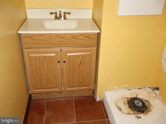 $910,000 | 505 South Heilbron Drive, Media, PA 19063