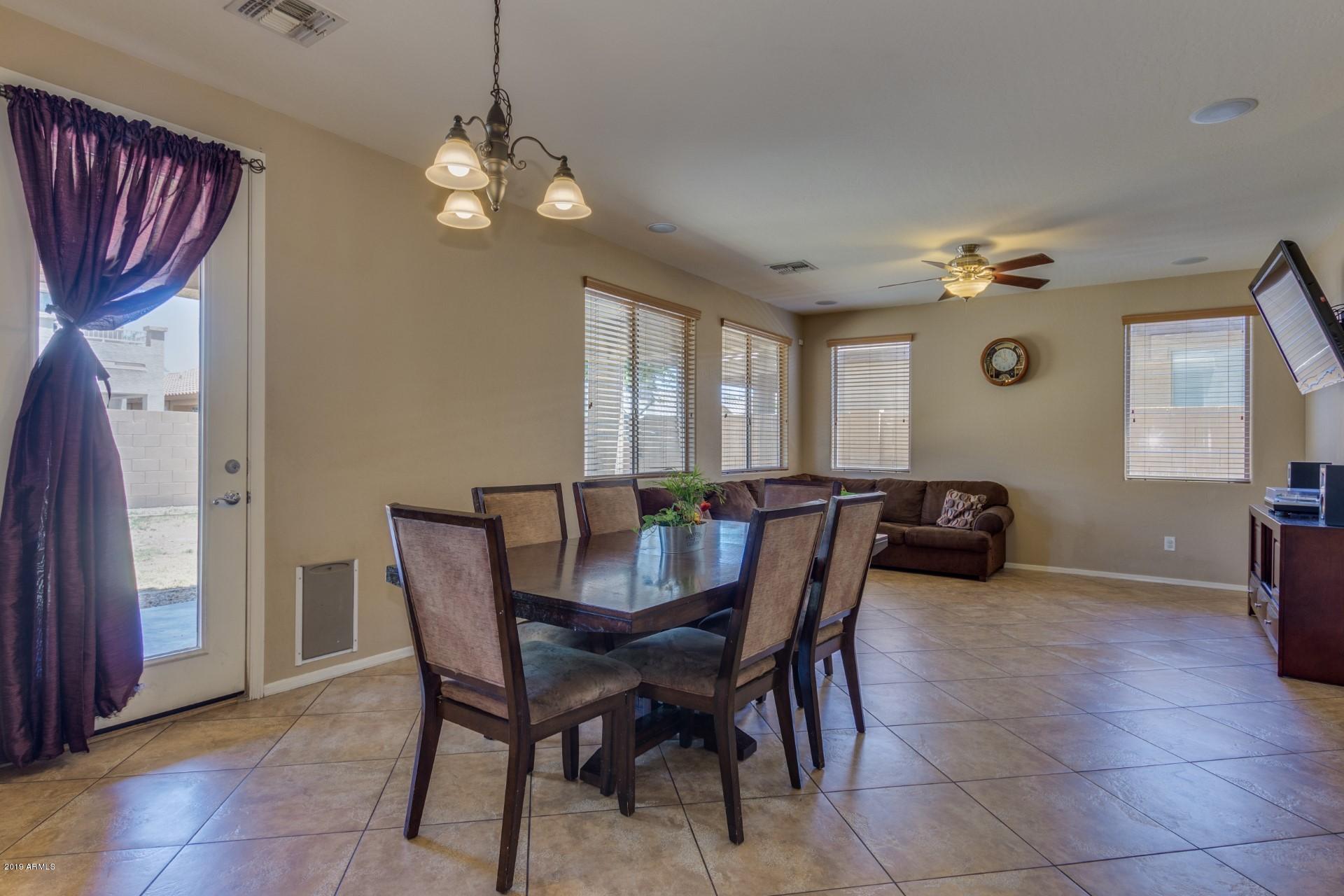 8906 West Cordes Road Tolleson, AZ 85353 - Photo 19 of 33 Kitchen dining area_2