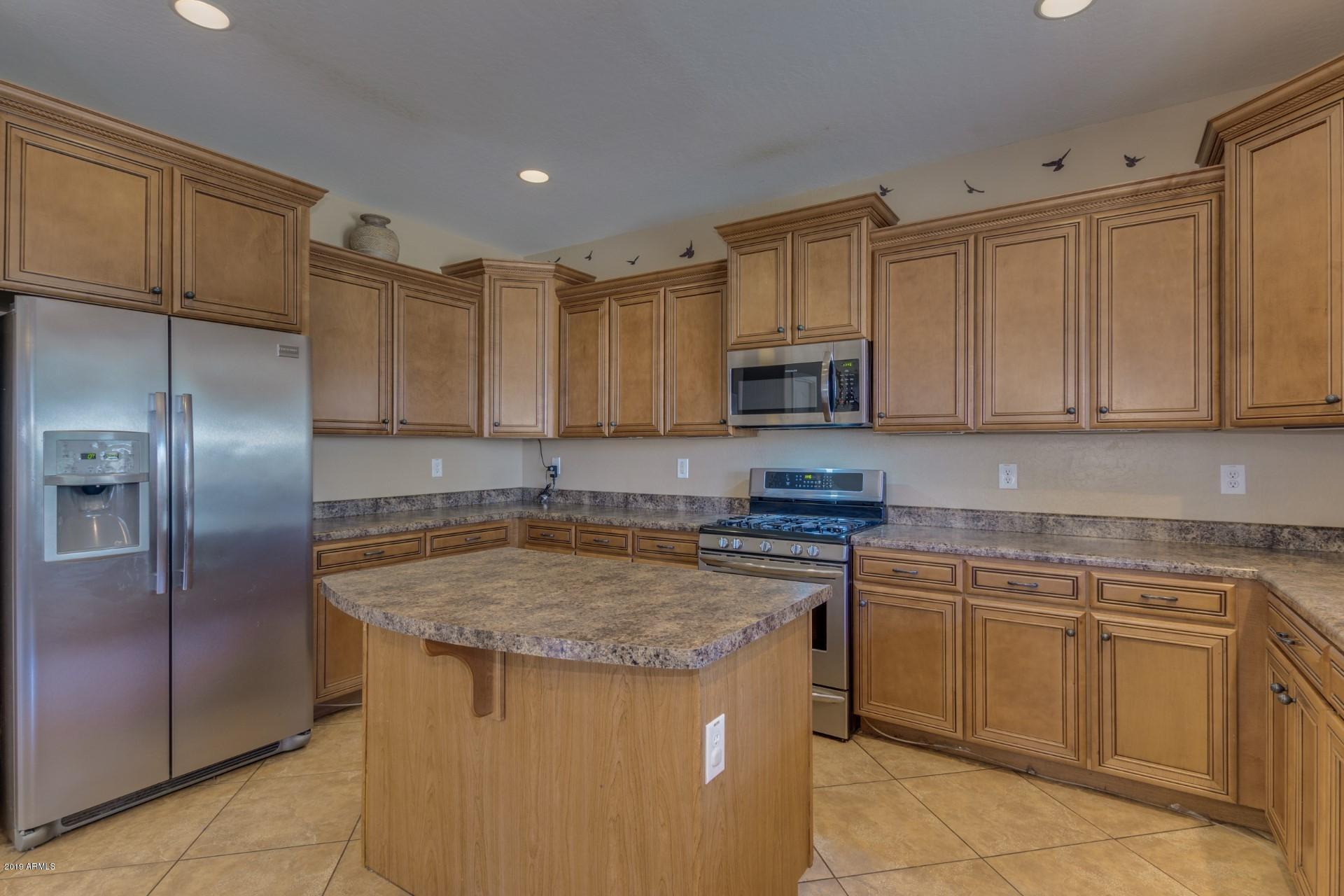 8906 West Cordes Road Tolleson, AZ 85353 - Photo 3 of 33 Kitchen_2