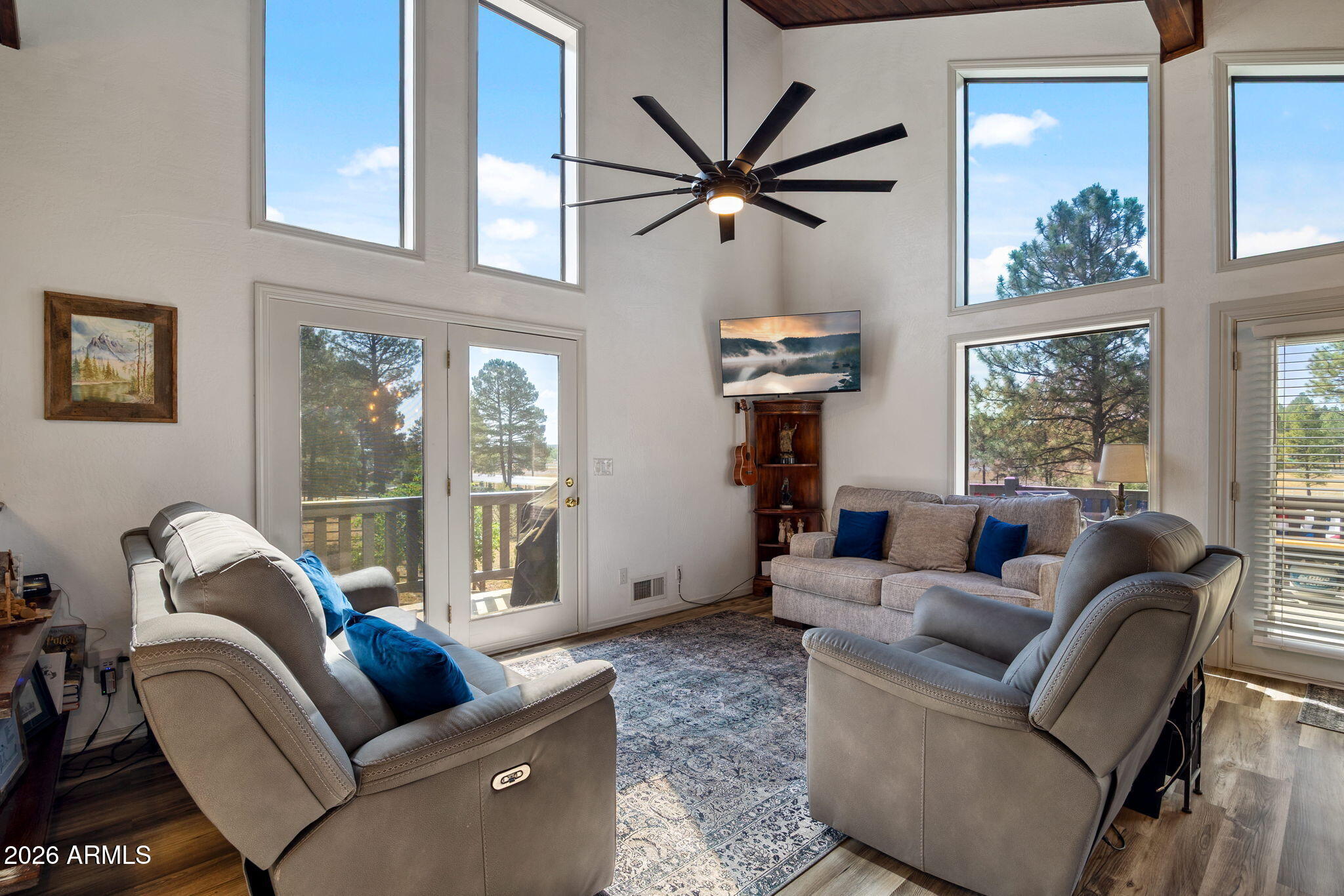 2266 Spitfire Circle Overgaard, AZ 85933 - Photo 18 of 49 2266 Spitfire