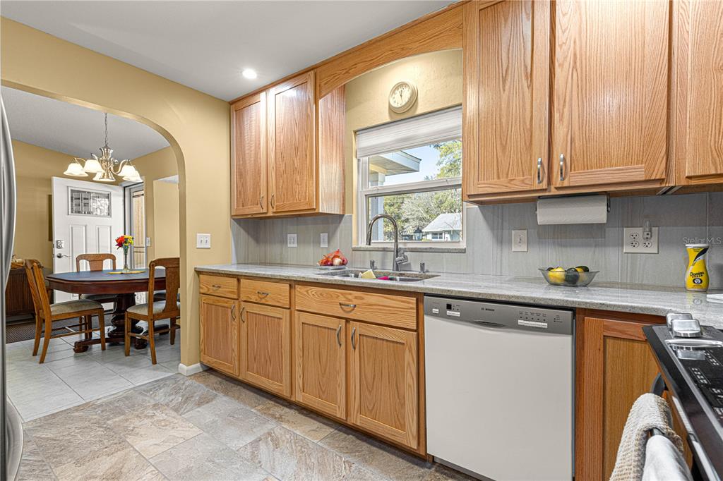 9335 Southwest 85th Terrace, Unit A Ocala, FL 34481 - Photo 18 of 40