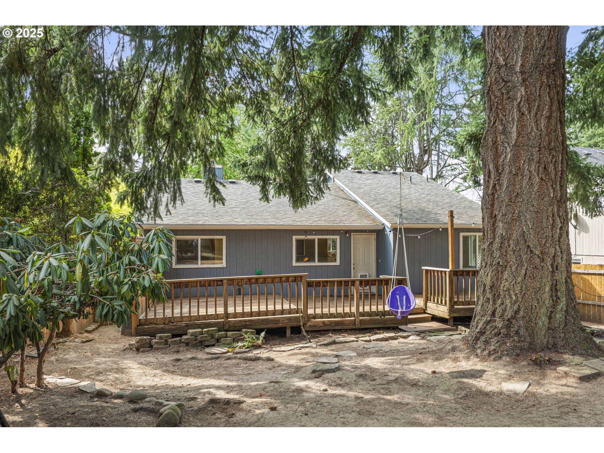 2831 Southwest Moss Street Portland, OR 97219 - Photo 33 of 40 Gallery Image 33