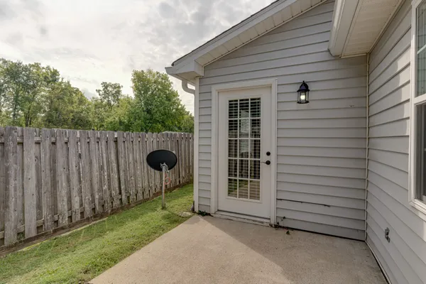 $1,550 | 125 Pepper Grove Drive, Springfield, TN 37172