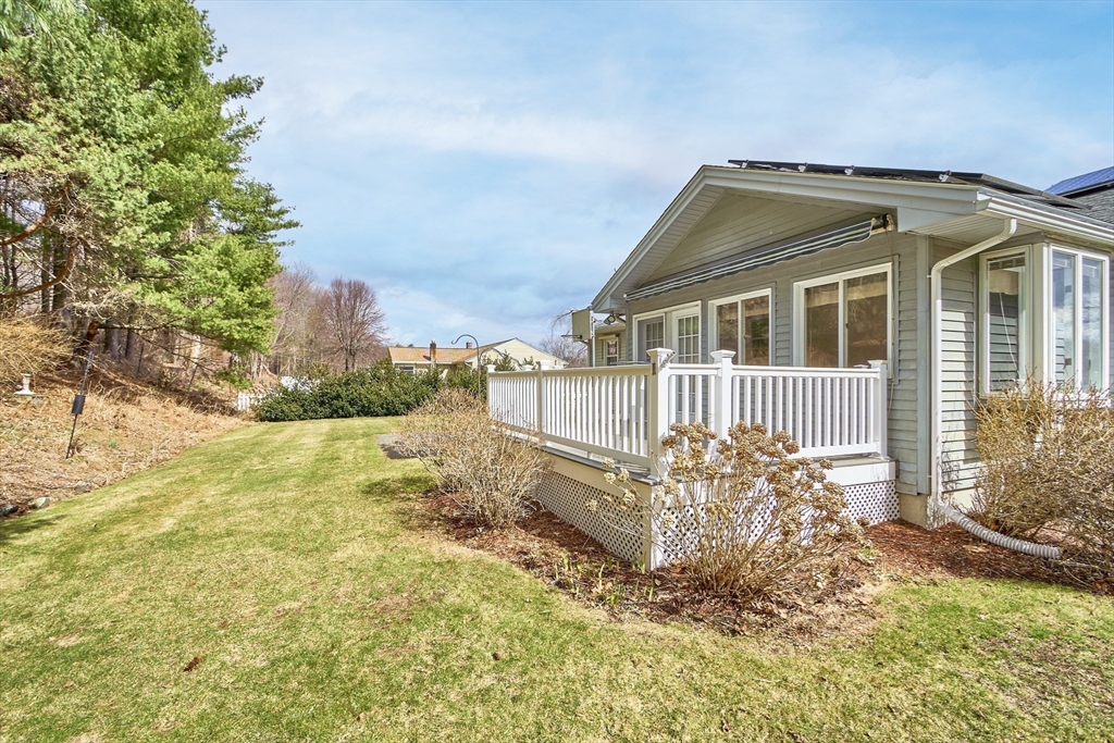 8 Appletree Lane Leominster, MA 01453 - Photo 2 of 39 Gallery Image 2