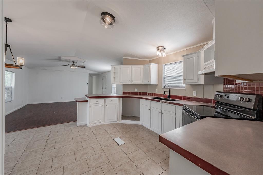 419 Wood River Road Millsap, TX 76066 - Photo 16 of 25