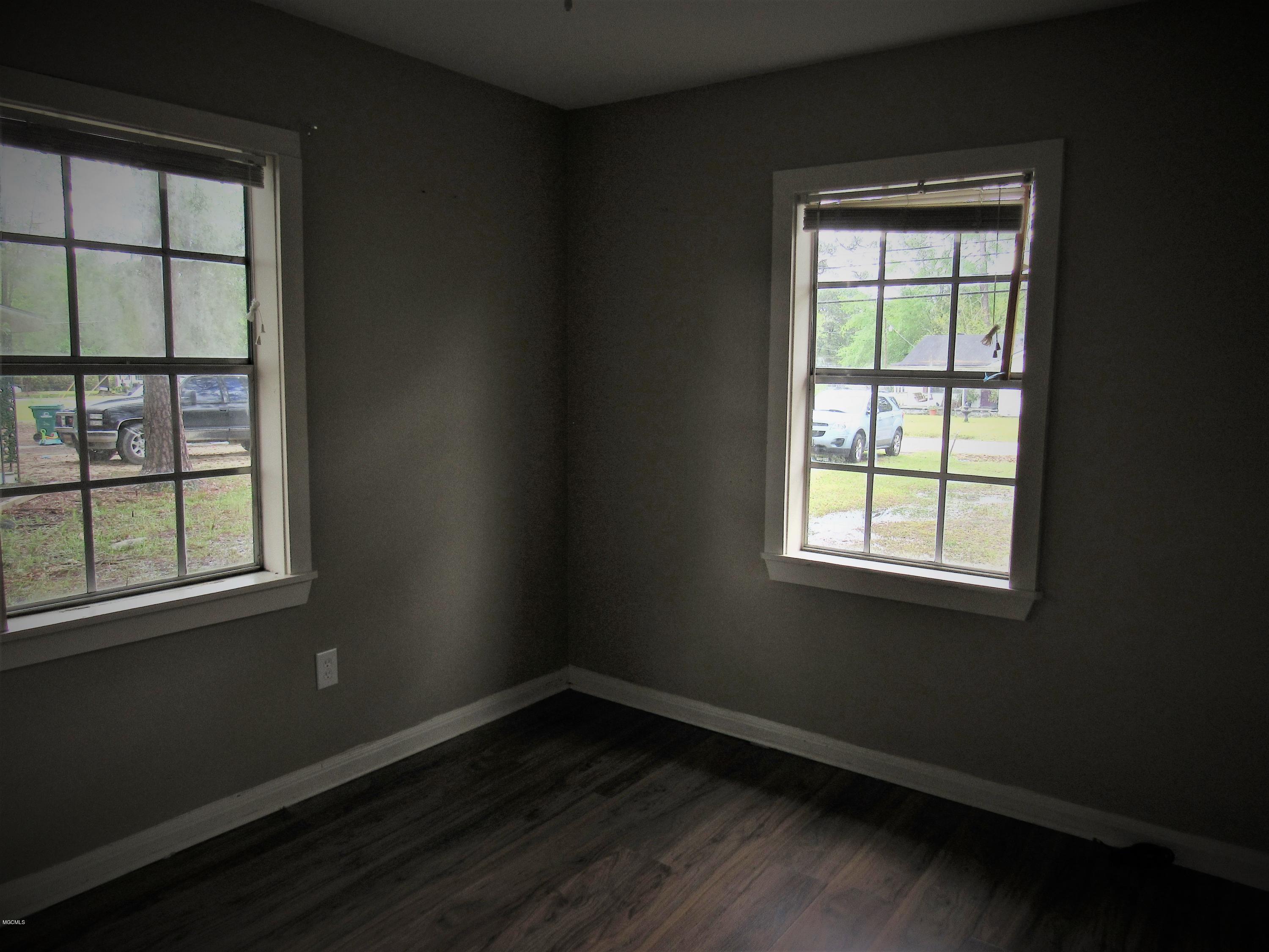 801 East Sycamore Road Picayune, MS 39466 - Photo 7 of 17 BEDROOM 1 VIEW 1