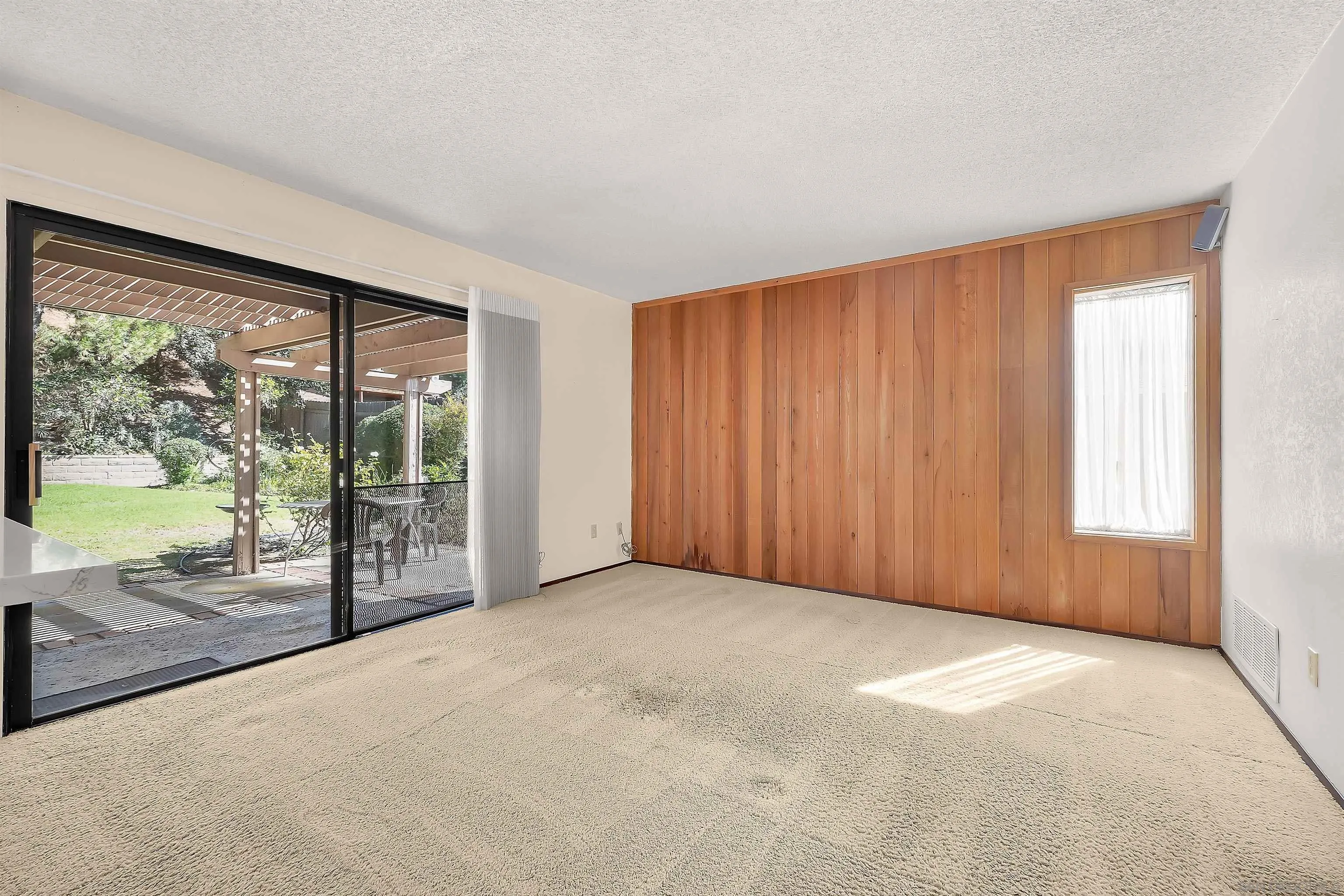 3577 Newland Road Oceanside, CA 92056 - Photo 6 of 26