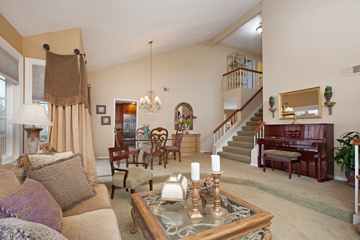 1860 Wandering Road Encinitas, CA 92024 - Photo 5 of 25