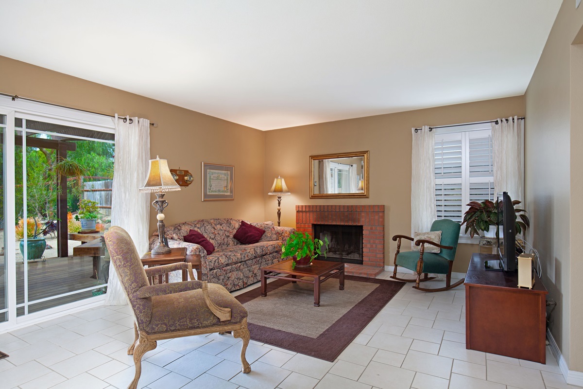 1860 Wandering Road Encinitas, CA 92024 - Photo 7 of 25