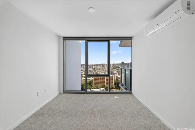 $2,950 | 1500 Rycroft Street, Unit 2403R, Honolulu, HI 96814