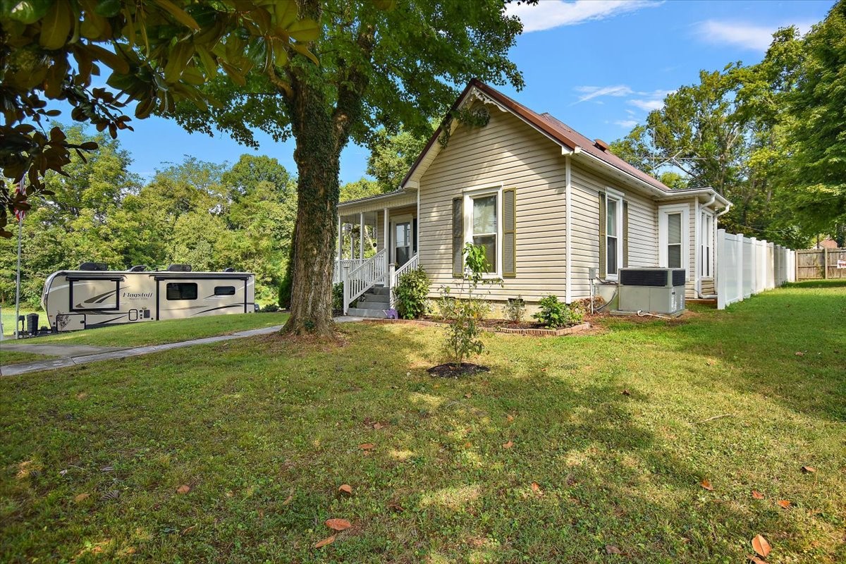 211 Riverside Drive Columbia, TN 38401 - Photo 9 of 16 Gallery Image 9