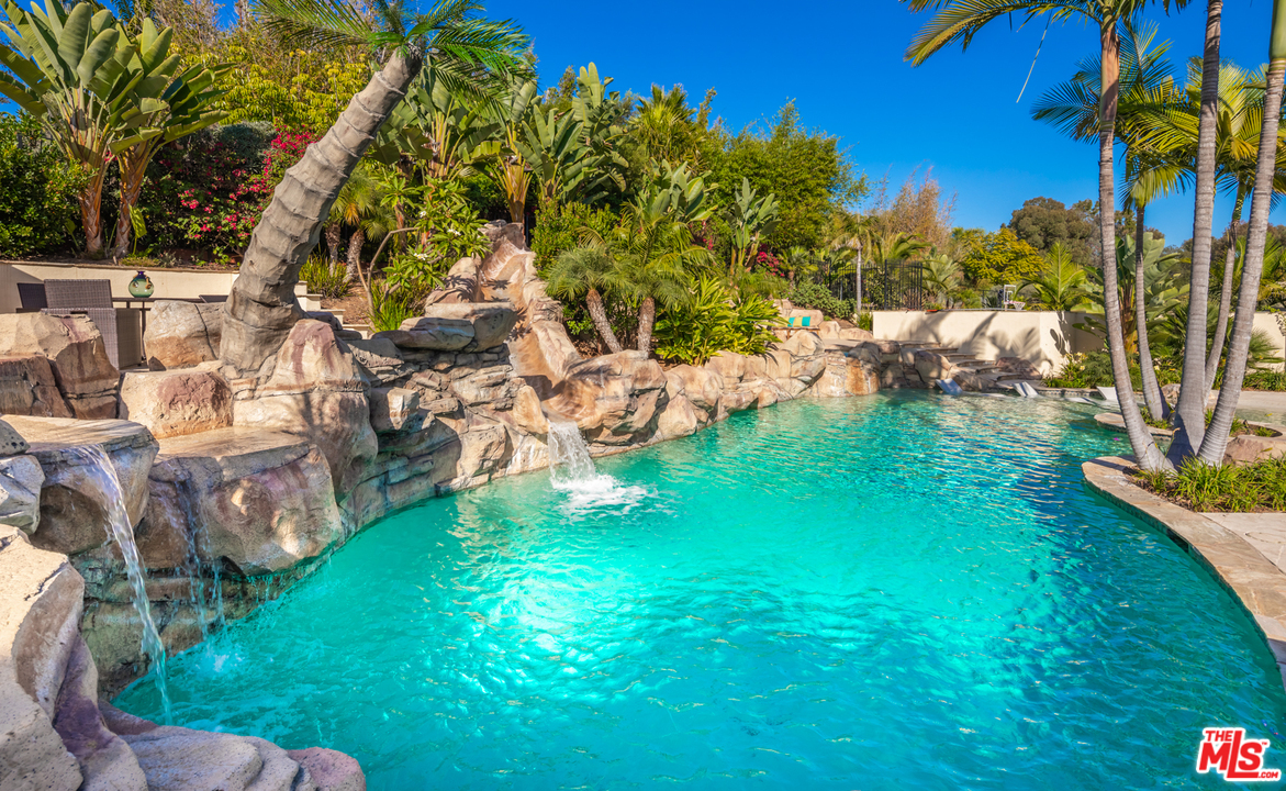 1264 Rancho Encinitas Drive Encinitas, CA 92024 - Photo 20 of 25 a view of yard with swimming pool