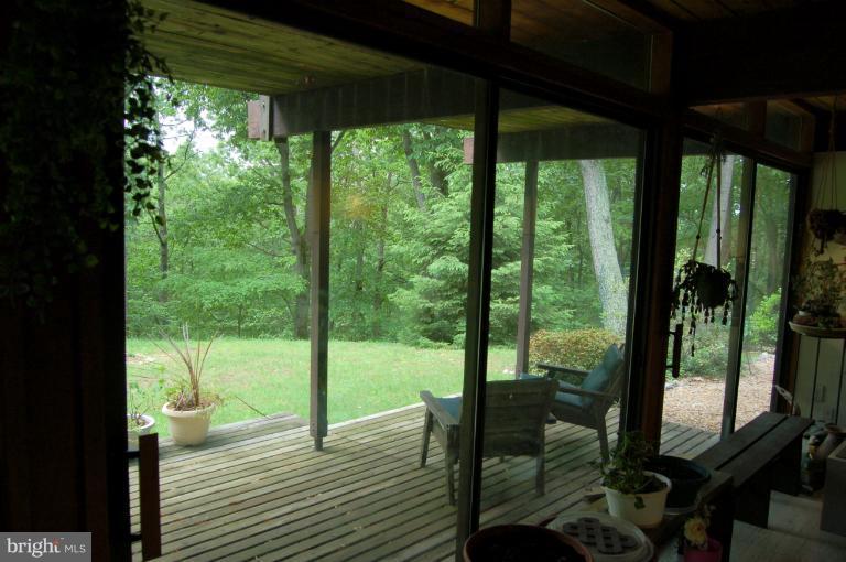 197 Valley Road Front Royal, VA 22630 - Photo 22 of 30 Screened in Porch