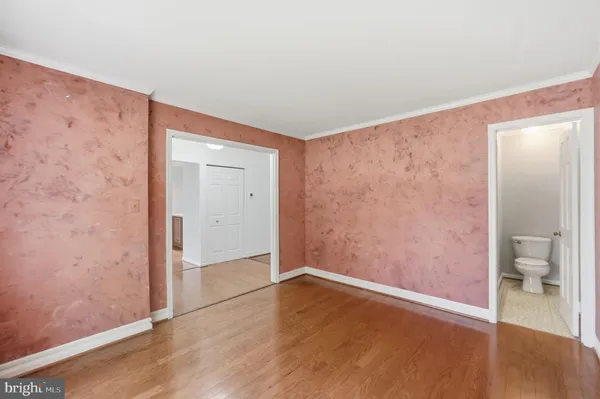 $2,700 | 9402 Quill Place, Montgomery Village, MD 20886