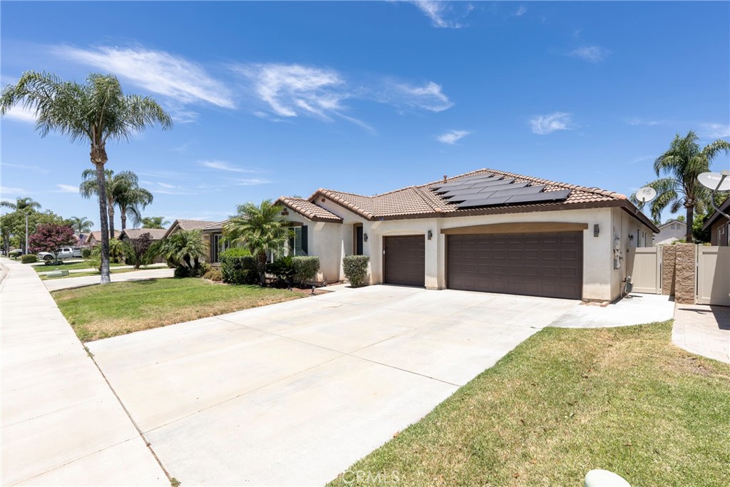 27100 Early Dawn Road Menifee, CA 92584 - Photo 66 of 71
