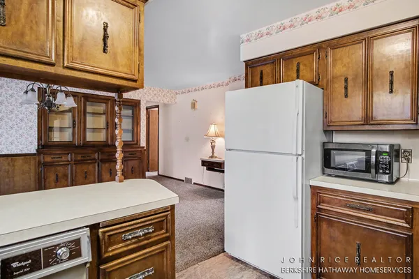 $499,750 | 4616 84th Street Southeast, Caledonia, MI 49316