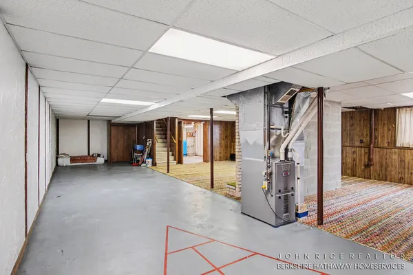 $499,750 | 4616 84th Street Southeast, Caledonia, MI 49316